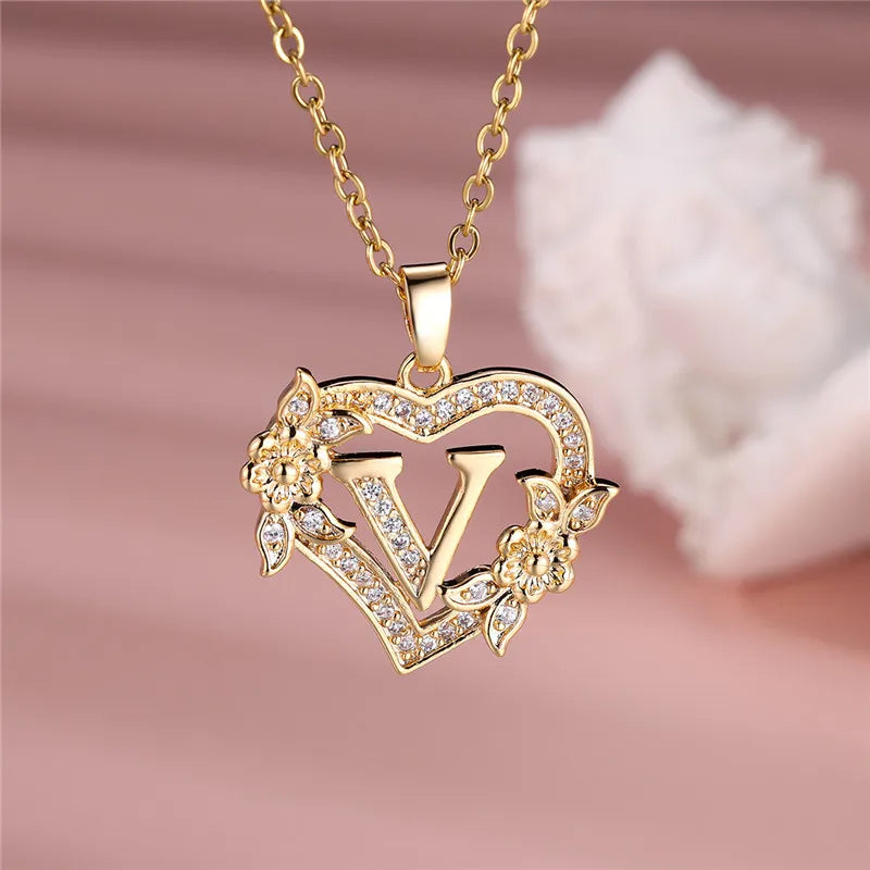 A-Z Letter Flower Heart Pendant Necklace قلادة على شكل زهرة على شكل قلب وحرف